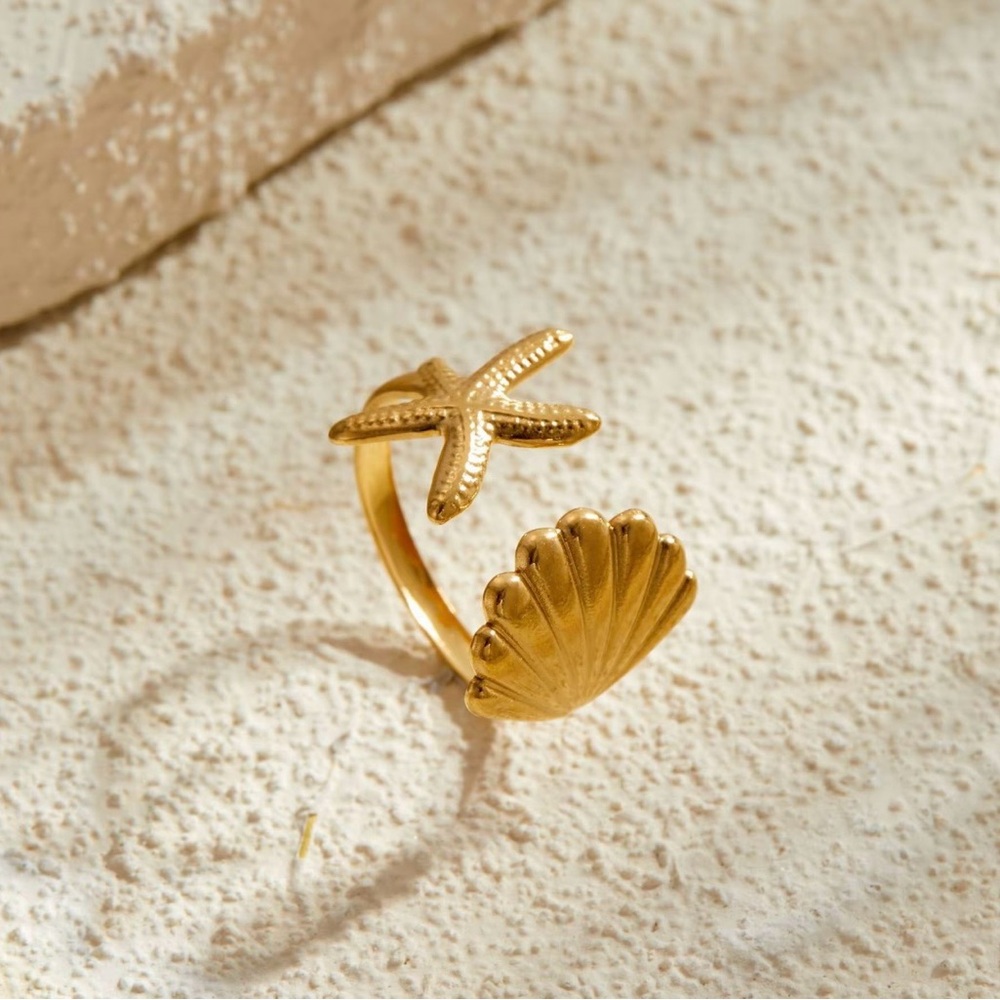 Gold Starfish and Shell Ring
Adjustable
Stainless Steel
Waterproof